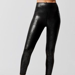 CARBON 38 Leatherette High Rise 7/8 Legging Black Size Medium NWT